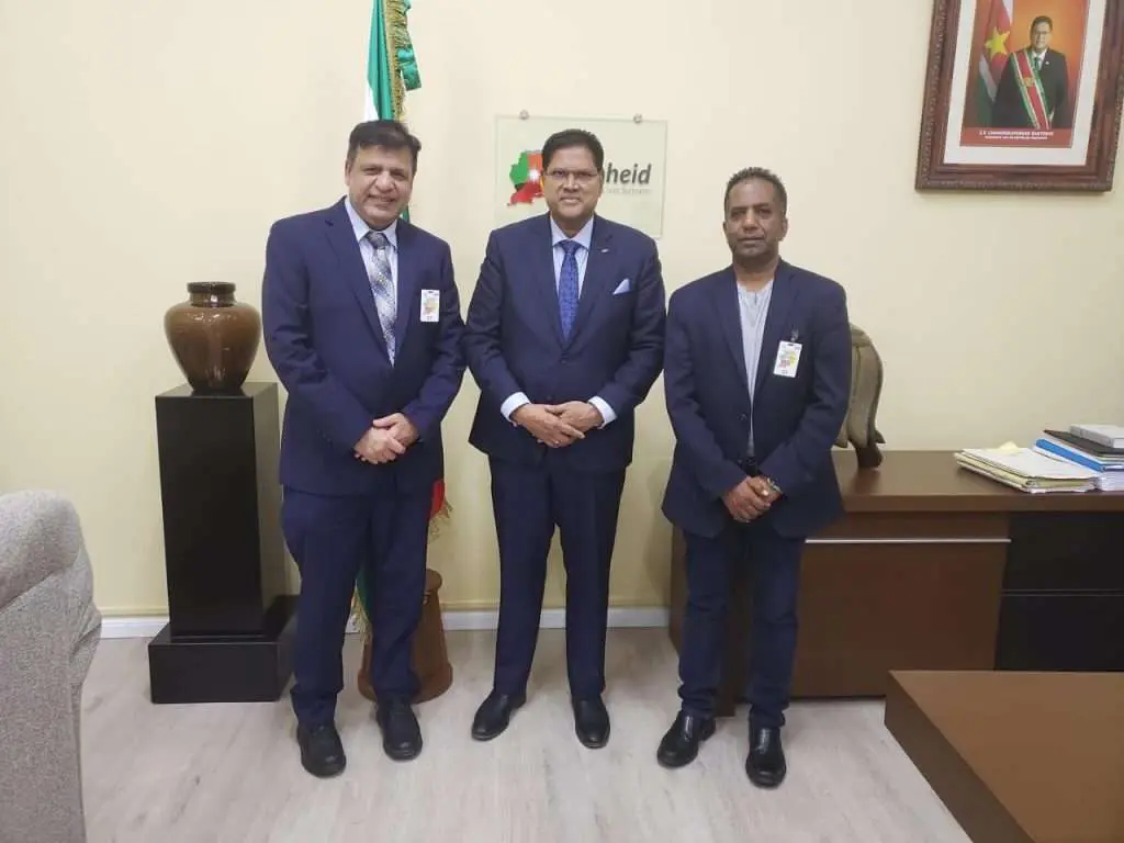 Naresh M. Gehi, Esq. & Dignitries